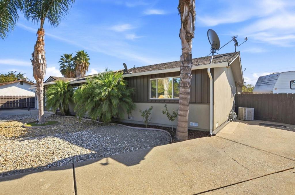 916 Sylvia Street