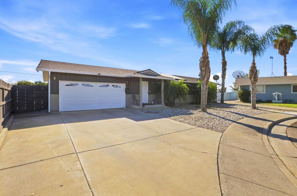916 Sylvia Street
