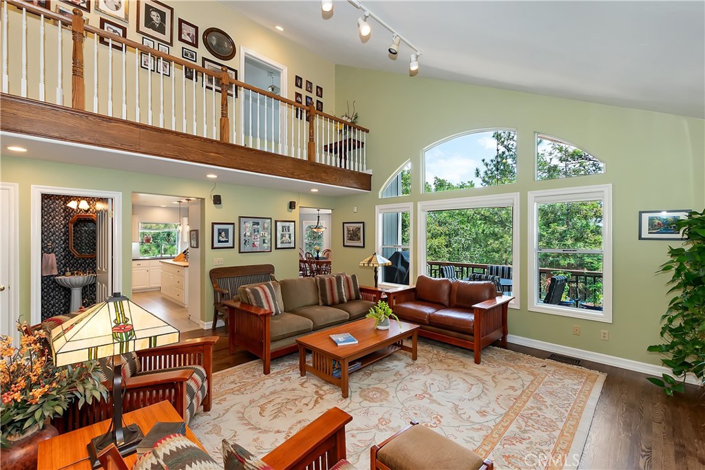 Arrowhead Woods (AWHW) - Residential
