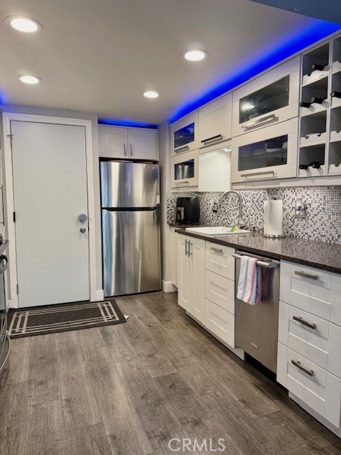 Westlake Villa Condos (899) - Residential