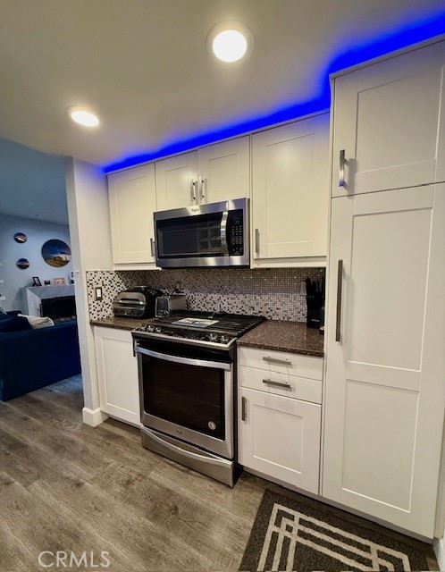 Westlake Villa Condos (899) - Residential