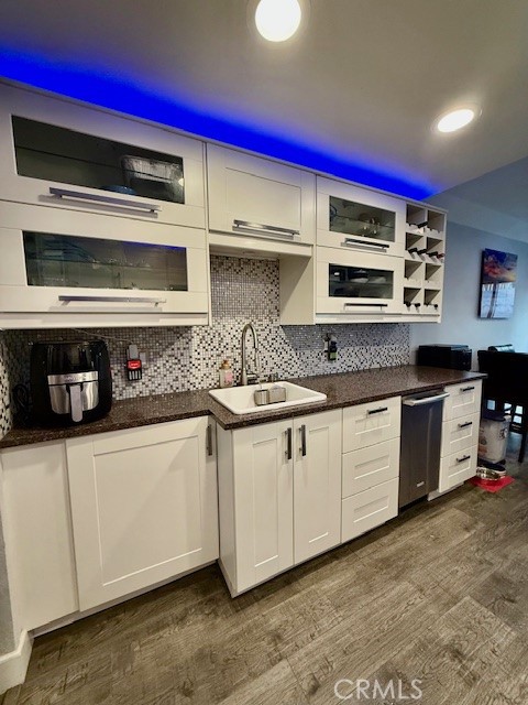 Westlake Villa Condos (899) - Residential