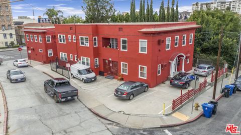 6400 Dix Street Los Angeles CA 90068