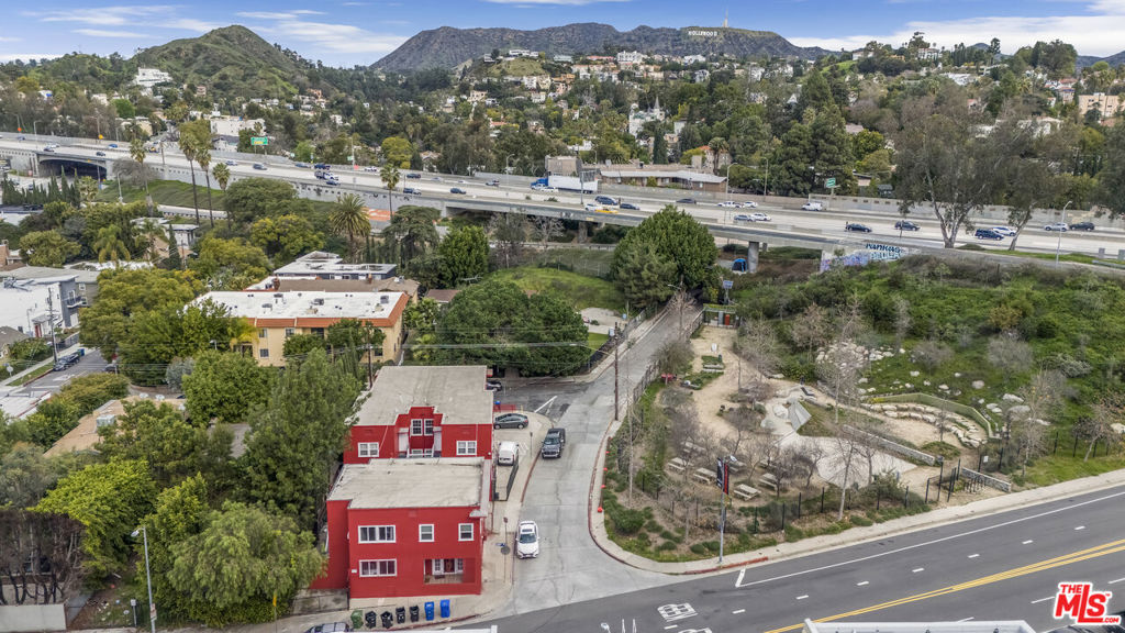 Properties 4 6400 Dix Street
