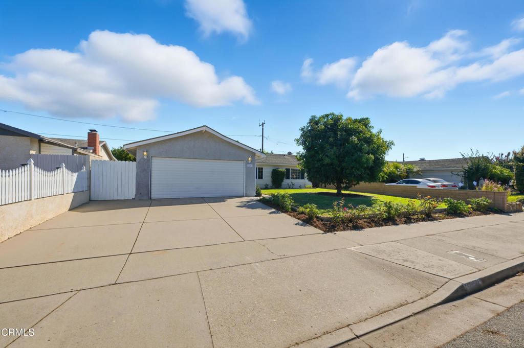 1366 Lark Avenue