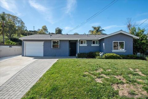 Photo of 2861 Turnbull Street St, Oceanside, CA 92054 (MLS # 260005794SD)