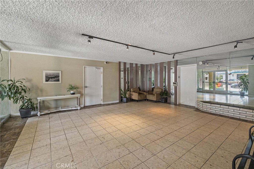 1187 E 3rd 202