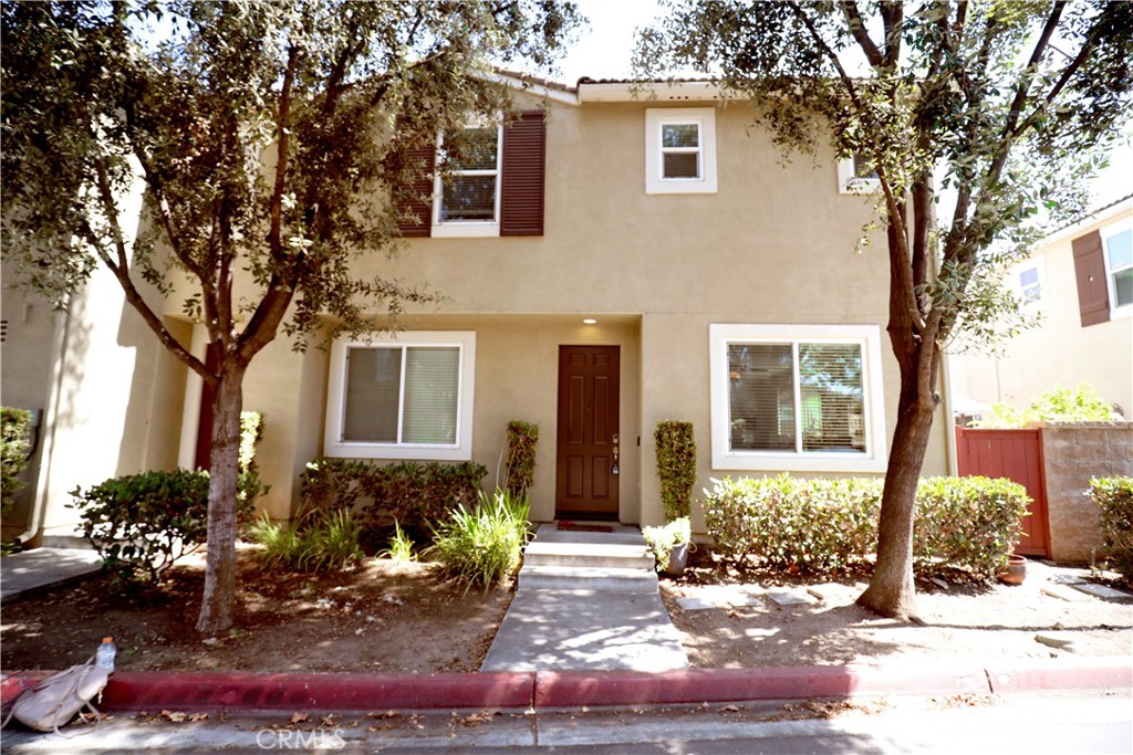 Move right into this beautiful furnished Townhouse located in a highly desirable Murrieta neighborhood and excellence school district. Property features including open floor plan with wood and Title flooring throughout. 3 bedrooms, 2.5 baths, 2 car garages. Modern kitchen with granite counter tops and stainless steel appliances. Formal dinning and family room with entertainment center. Large master suite with dual sinks and shower in the master bath. Convenient upstairs laundry room. It is perfect for relaxation, entertainment with low maintenance backyard adding peaceful with flower bed and desert plants. Community amenities including sparking pool and spa. Outdoor BBQ grill area with tables, it is great for family and friends. Do not miss this home which combines modern living with community charm.