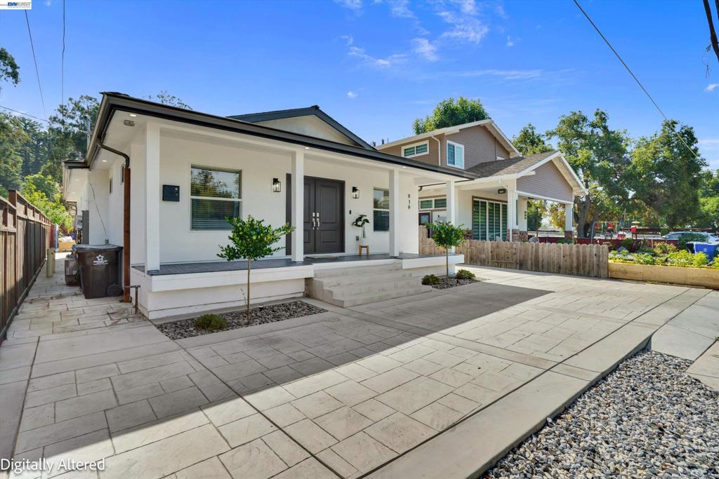 919 Old Canyon Rd
