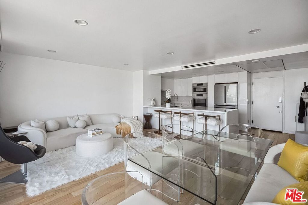2170 Century Park East 1210S