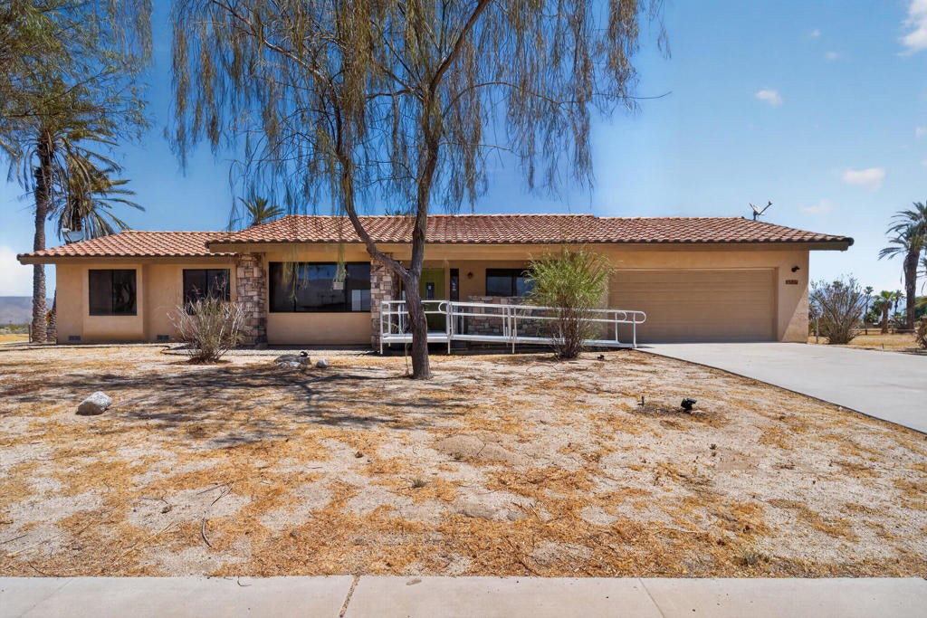 3135 Club Circle E
