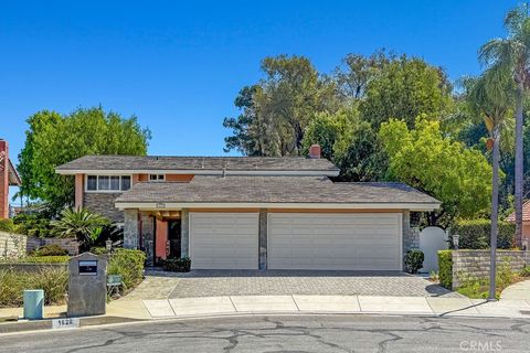 1820 Calle Don Guillermo La Habra CA 90631