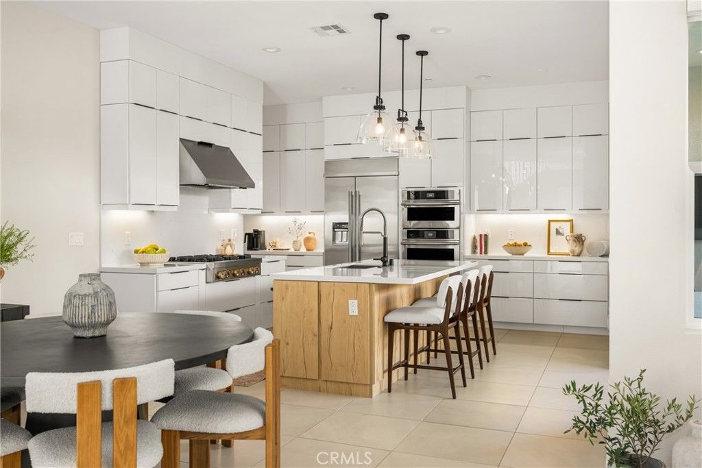 Photo of 211 Brackens, Lake Forest, CA 92630 (MLS # OC25198956)