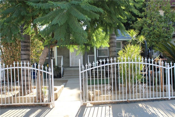 3040 ORANGE ST, RIVERSIDE, CA 92501 - Image a3e856d2f4a1c2b6b1eea3d76c7fc6f1/542176859