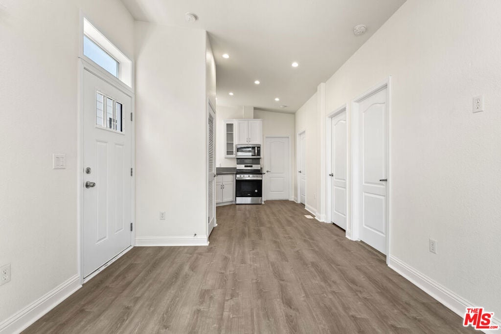 8250 Lankershim Boulevard 140