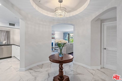 Photo of 122 N Clark Drive #301, West Hollywood, CA 90048 (MLS # 26999867)