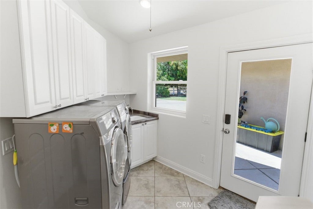 31233 Romero Canyon Rd, Castaic, CA, 91384, USA, 4 Bedrooms Bedrooms, ,5 BathroomsBathrooms,Residential,Active,31233 Romero Canyon Rd,SR26123534