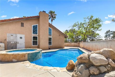 Photo of 11 Via Becerra, Rancho Santa Margarita, CA 92688 (MLS # LG26063911)