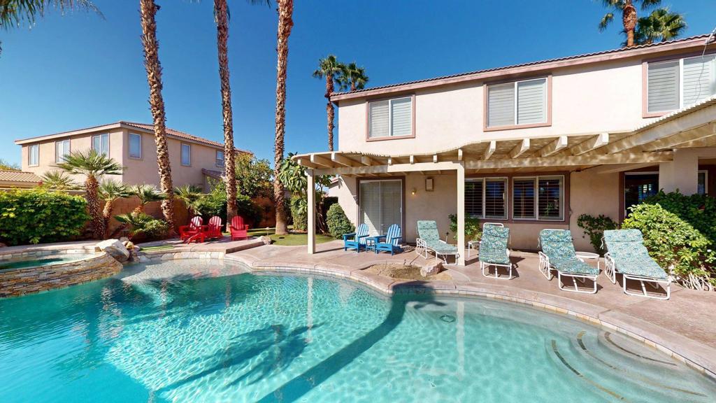 Bella Vida - Residential