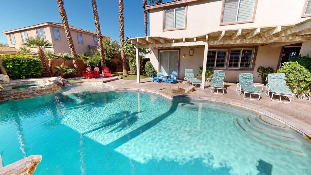 Bella Vida - Residential