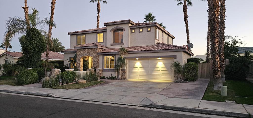 Bella Vida - Residential