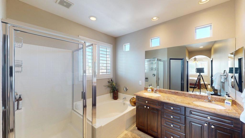 Bella Vida - Residential