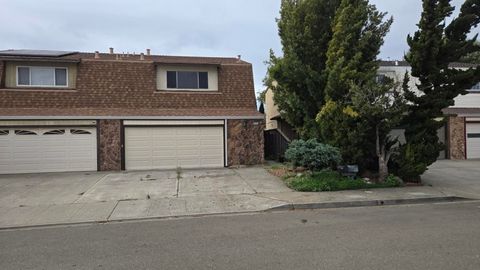 25321 Ironwood Ct Hayward CA 94545