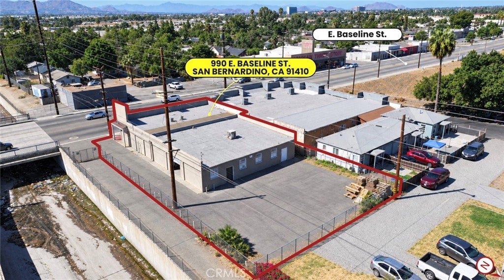 990 E Baseline St.