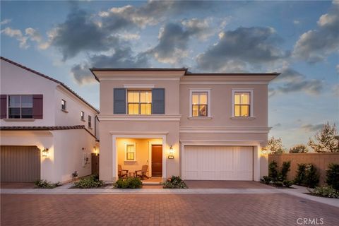 Photo of 109 Fairgreen, Irvine, CA 92618 (MLS # PW26053147)