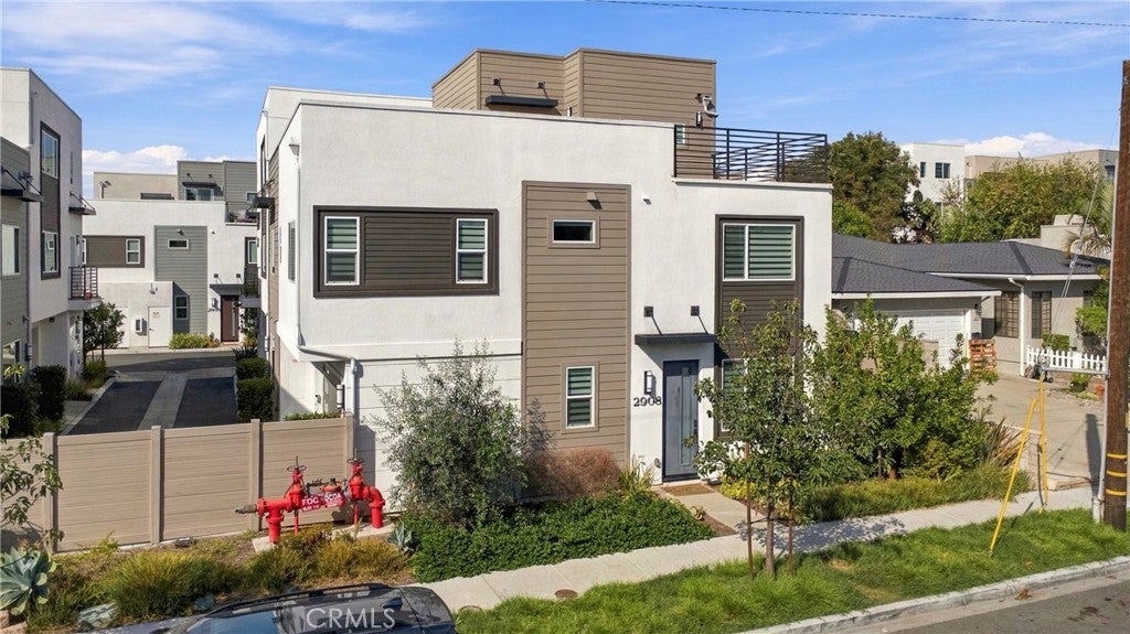 2908 Fisk Lane