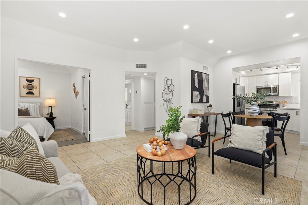 22775 Lakeway Drive 451