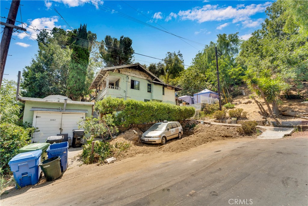 Fixer, Build new, tear down, re-build. House has possibilities for both the experienced investor and the new investor. Two parcel numbers are for sale.