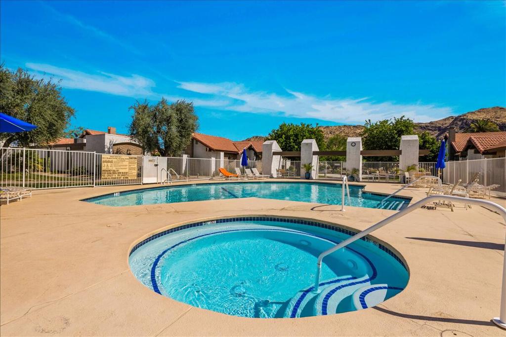 2389 E Miramonte Circle B