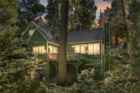 Photo of 29591 Hook Creek Road, Cedar Glen, CA 92321 (MLS # IG26024712)