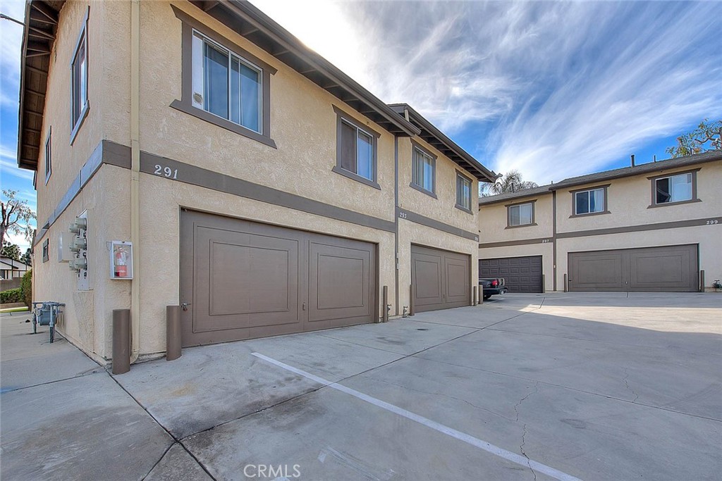 275 S Monte Vista