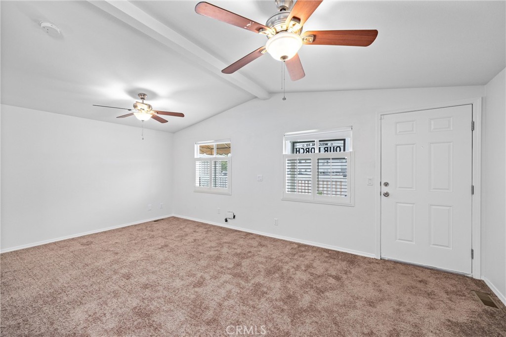 1380 N Citrus Avenue B8