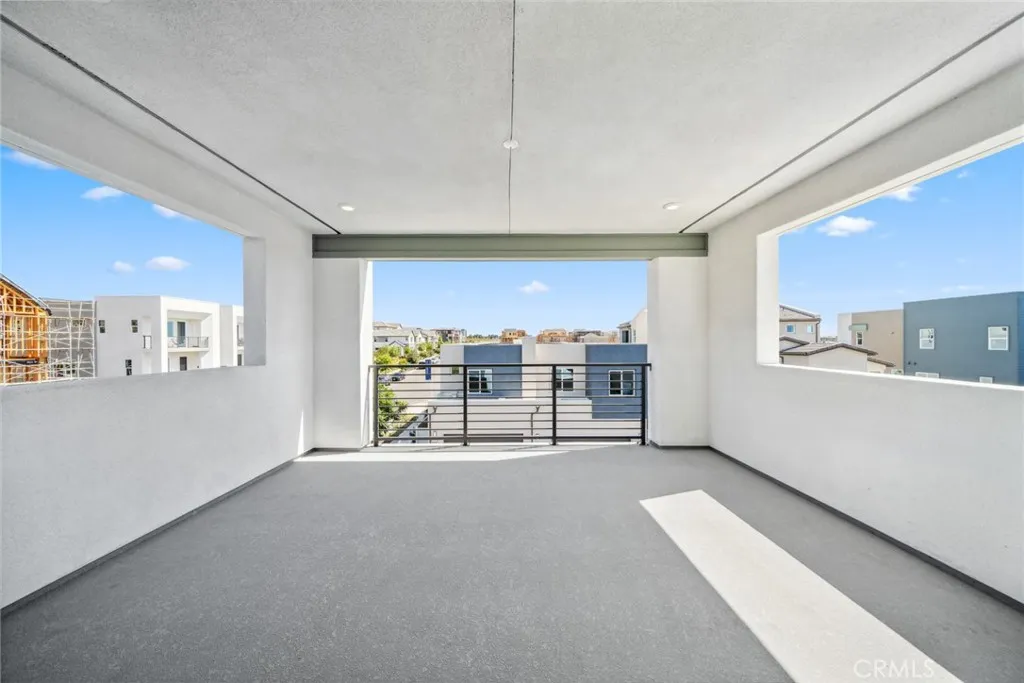 Irvine, California 92618, United States, 4 Bedrooms Bedrooms, ,3 BathroomsBathrooms,Residential,Active,144184