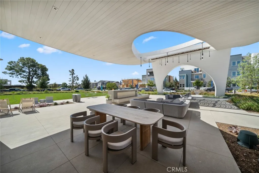 Irvine, California 92618, United States, 4 Bedrooms Bedrooms, ,3 BathroomsBathrooms,Residential,Active,144184