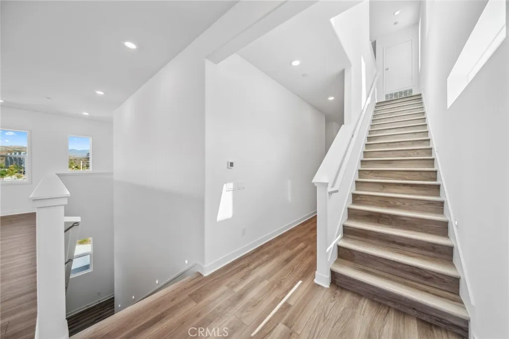 Irvine, California 92618, United States, 4 Bedrooms Bedrooms, ,3 BathroomsBathrooms,Residential,Active,144184