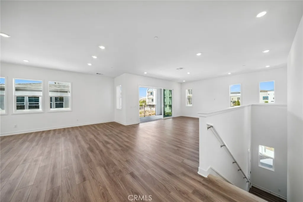 Irvine, California 92618, United States, 4 Bedrooms Bedrooms, ,3 BathroomsBathrooms,Residential,Active,144184