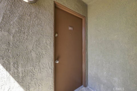 Photo of 18350 Hatteras ST #211, Tarzana, CA 91356 (MLS # SR26192373)