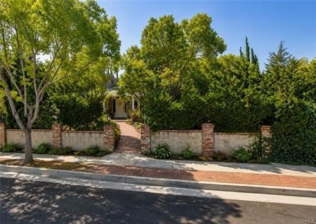 Photo of 1107 Orange Grove AVE, South Pasadena, CA 91030 (MLS # CV26228874)