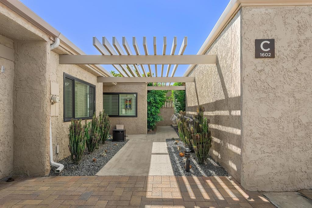 Saddlerock Gardens - Residential