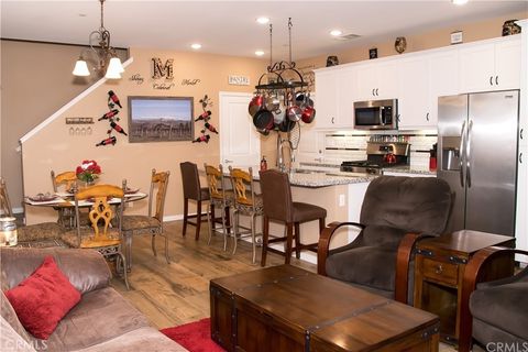 Photo of 35879 Landon, Murrieta, CA 92562 (MLS # IG26090912)