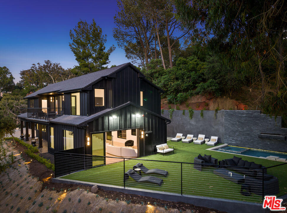 Properties 3 3140 Coldwater Canyon Avenue