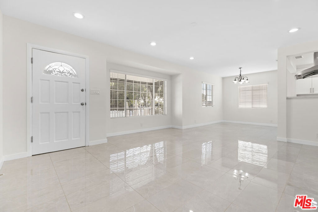 13691 Kelowna Street