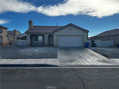 11807 Desert Glen Adelanto CA 92301