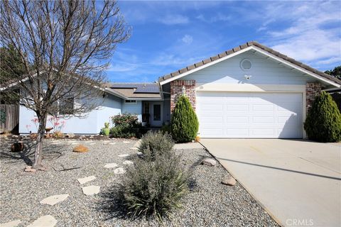 Photo of 171 Bridgegate Lane, Paso Robles, CA 93446 (MLS # NS26063313)