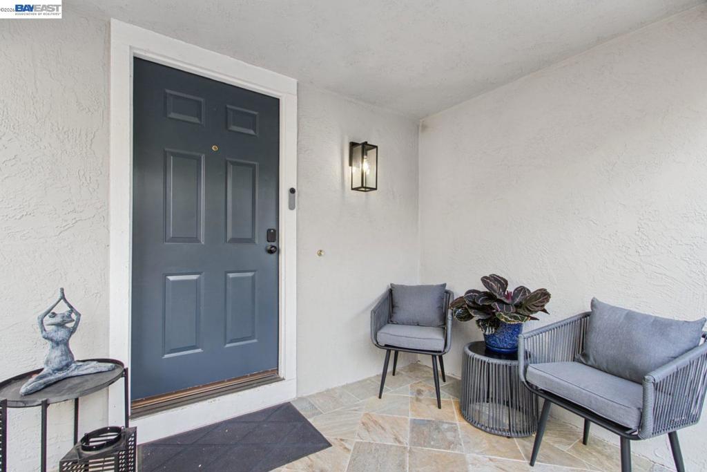 28089 Thorup Ln