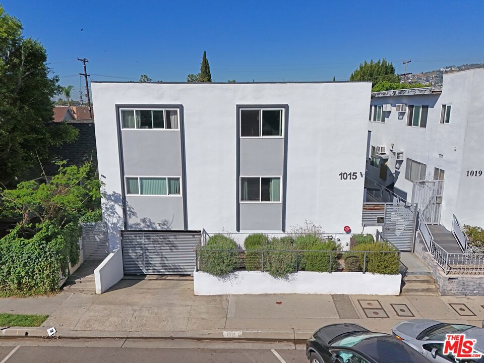 1015 N Vista Street